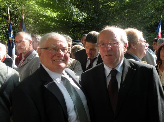 Fernand Ibanez (Co-Président de l'ANACR) et Jean-Claude Wampst (Maire de Dole)