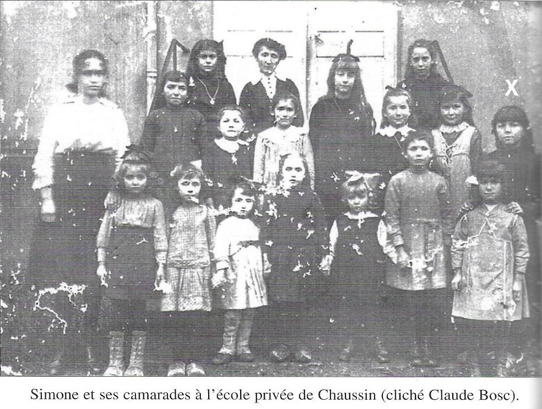 Simone Michel Lévy et ses camarades à l'école de Chaussin