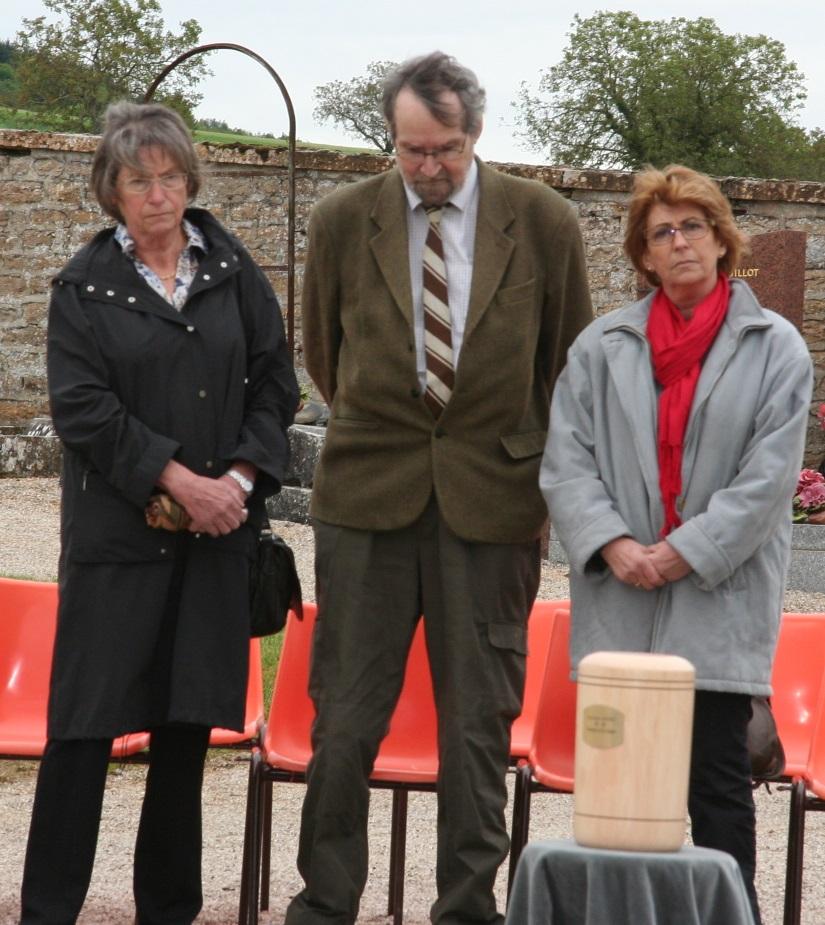 De gauche à droite : Catherine, Jean-Pierre et Elisabeth, les enfants de Lucie et Raymond